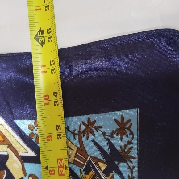 2150- Southwestern Tribal Print Women’s Scarf 100% Polyester NWT - Picture 6 of 8